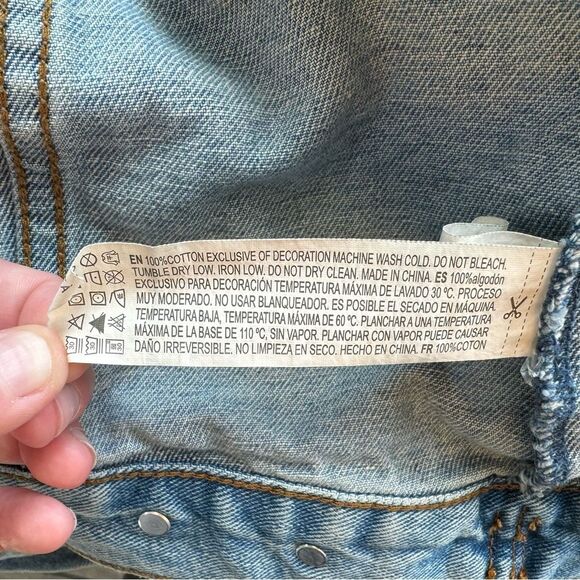 Forever 21 Girl Gang Jean Jacket Denim 90s Y2K Size Large - Picture 9 of 9